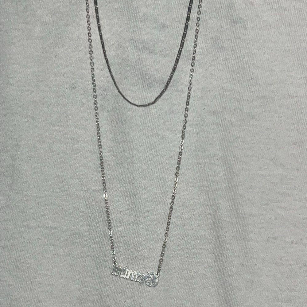 Elegant Silver Necklace